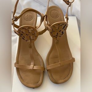Tory Burch Tan miller wedge sandal in 8.5. Comfortable